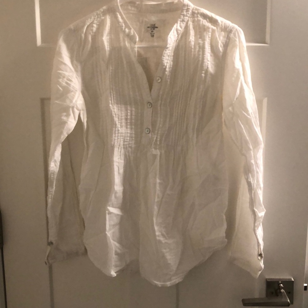 H&M white long sleeve blouse with 3/4 button